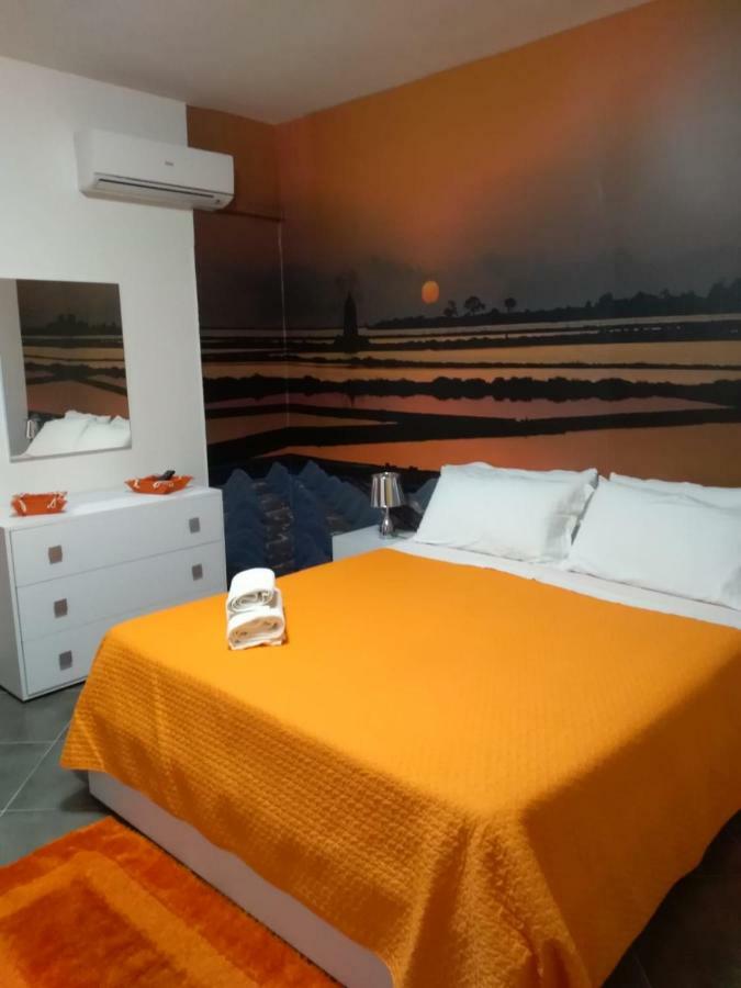 B&B Voglia Di Mare Marsala Bagian luar foto